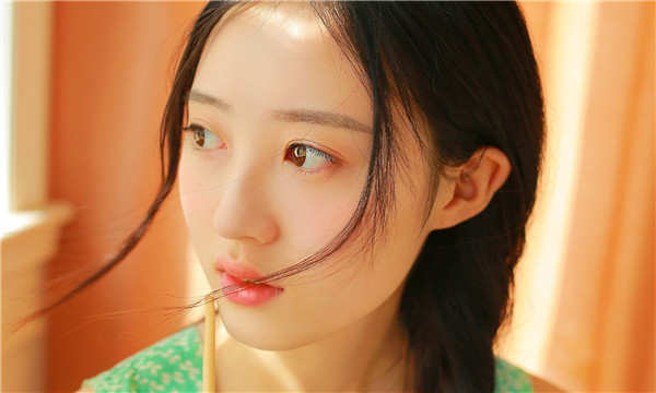 正蓝试管代怀生子国内有吗？为不孕不育患者提供的解决方案